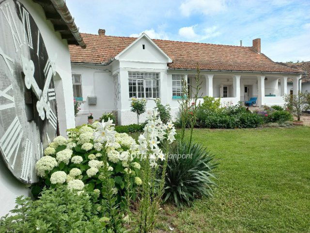 Eladó családi ház, Hajdúnánáson 69 M Ft, 2 szobás