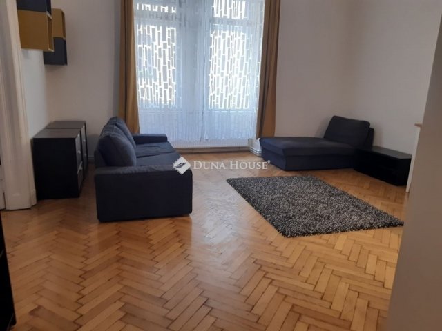 Eladó téglalakás, Budapesten, VI. kerületben 109.5 M Ft