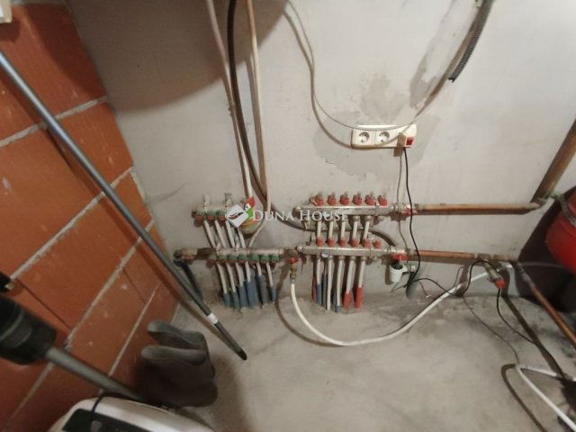 Eladó családi ház, Tápiószentmártonon 37.9 M Ft, 3 szobás