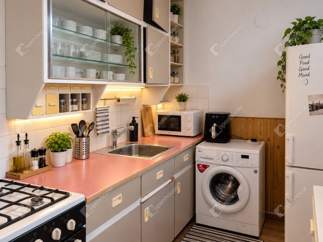 Eladó téglalakás, Szegeden 53 M Ft, 2 szobás