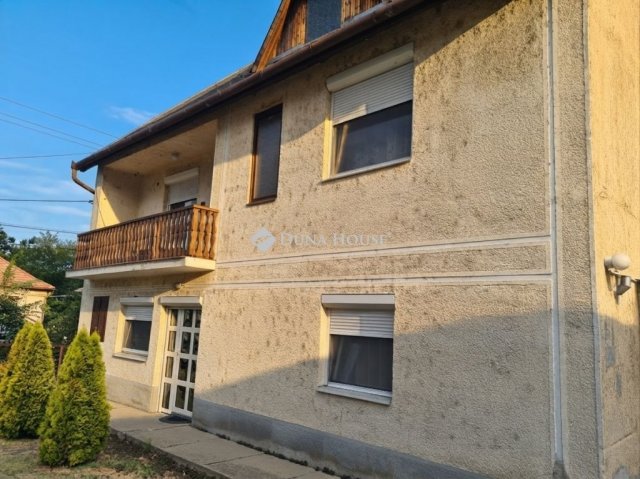 Eladó családi ház, Sárosdon 89.9 M Ft, 4 szobás
