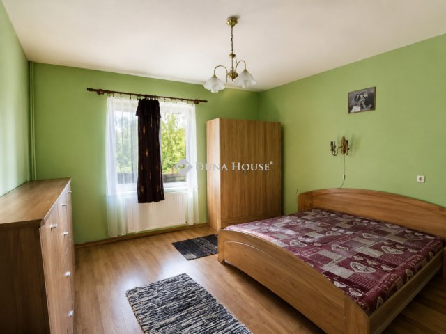 Eladó családi ház, Bakonyszombathelyen 42 M Ft, 2+1 szobás