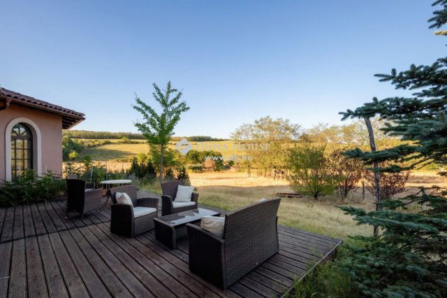 Eladó családi ház, Erdőkertesen 325 M Ft, 5 szobás