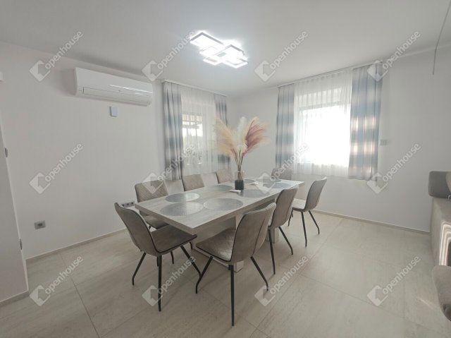 Eladó családi ház, Győrött 183.5 M Ft, 4 szobás