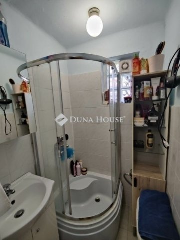 Eladó családi ház, Budapesten, XVII. kerületben 79.9 M Ft
