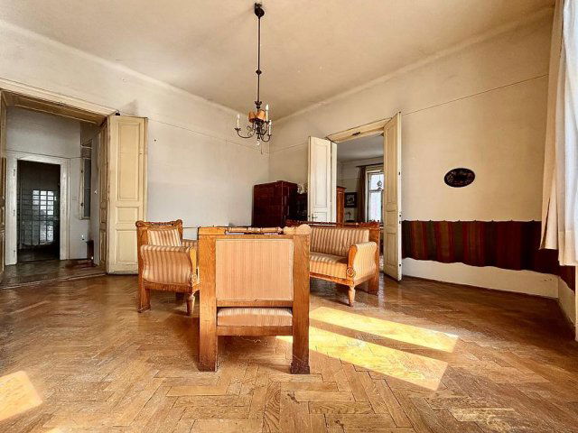 Eladó téglalakás, Budapesten, II. kerületben, Bem rakparton