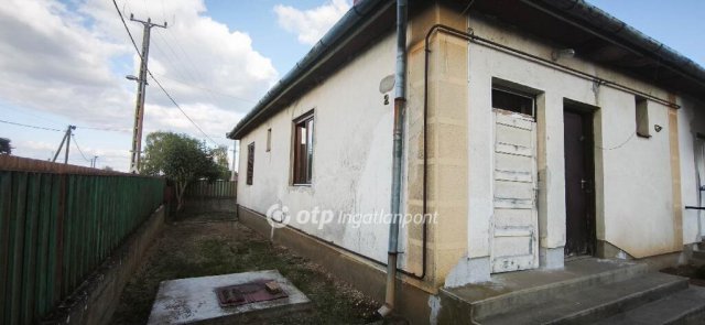 Eladó családi ház, Nyírkátán 27.5 M Ft, 2+1 szobás