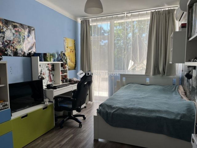 Eladó sorház, Budapesten, II. kerületben 296.4 M Ft, 4 szobás