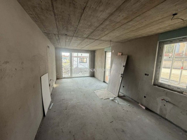 Eladó téglalakás, Mosonmagyaróváron 56.99 M Ft, 2 szobás