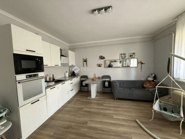 Eladó téglalakás, Kecskeméten 56 M Ft, 3 szobás