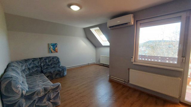 Kiadó családi ház, albérlet, Ürömön 280 E Ft / hó, 4 szobás