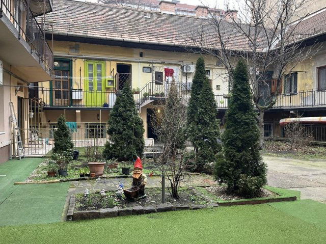 Eladó téglalakás, Budapesten, VIII. kerületben 35.9 M Ft