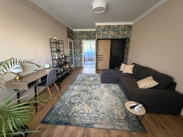 Kiadó téglalakás, albérlet, Szegeden, Bokor utcában, 2 szobás