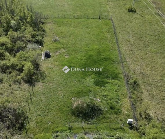 Eladó telek, Balatonfűzfőn 68 M Ft / költözzbe.hu