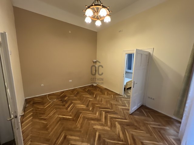 Eladó téglalakás, Budapesten, V. kerületben 87 M Ft, 2 szobás
