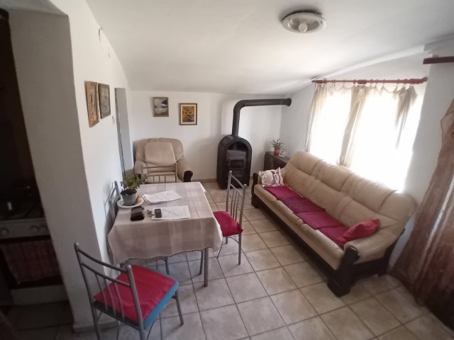Eladó családi ház, Érsekcsanádon 30.3 M Ft, 3 szobás