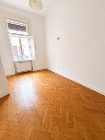 Eladó téglalakás, Budapesten, VI. kerületben, Rózsa utcában