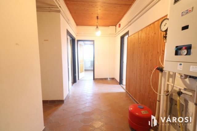 Kiadó üzlethelyiség, Algyőn 180 E Ft / hó, 6 szobás