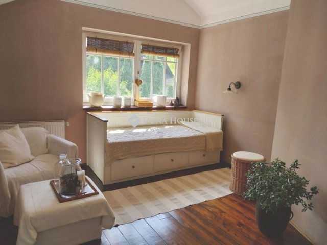 Eladó családi ház, Budaörsön 329.9 M Ft, 5 szobás