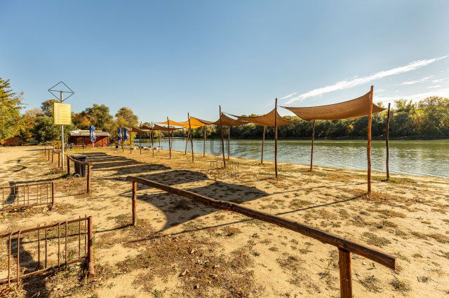 Eladó családi ház, Szegeden 72 M Ft, 5 szobás