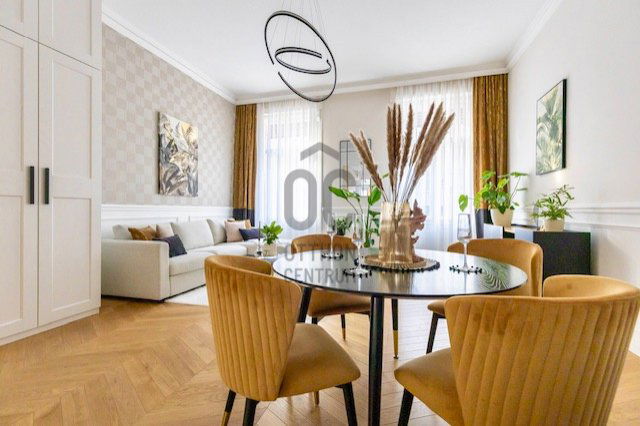 Eladó téglalakás, Budapesten, V. kerületben 135.9 M Ft, 2 szobás