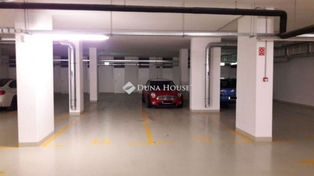 Eladó téglalakás, Budapesten, VIII. kerületben 107.9 M Ft