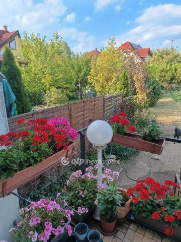 Eladó sorház, Kistarcsán 95 M Ft, 4 szobás