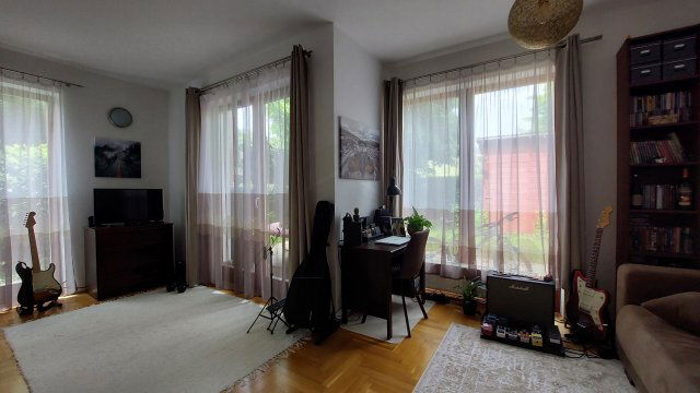 Eladó ikerház, Nagykovácsiban 179.9 M Ft, 5 szobás