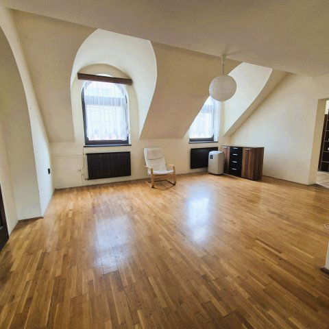 Eladó családi ház, Kecskeméten 64.5 M Ft, 4 szobás