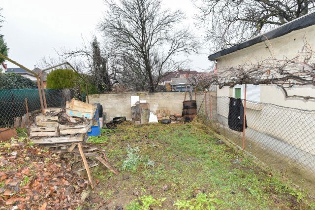 Eladó családi ház, Veszprémben 79.9 M Ft, 3+1 szobás