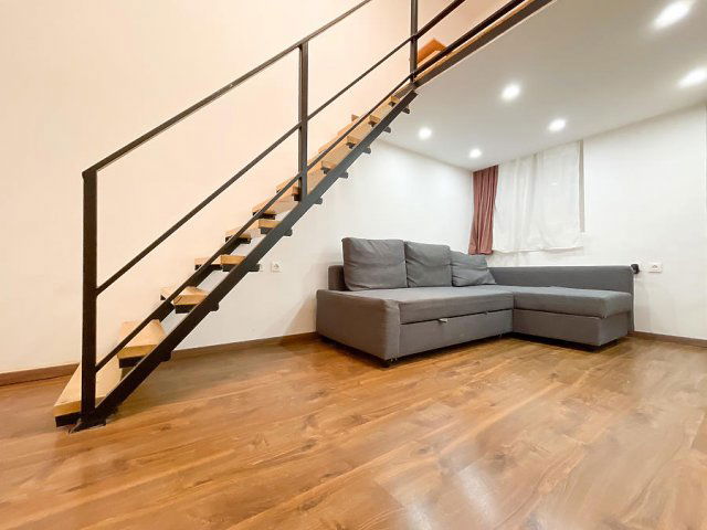 Eladó téglalakás, Budapesten, VIII. kerületben, Mátyás téren