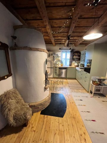 Eladó családi ház, Komáromban 87 M Ft, 4 szobás