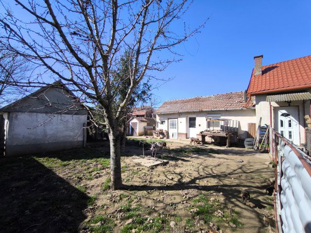 Eladó családi ház, Nagykerekin 17.9 M Ft, 3 szobás