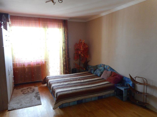 Eladó téglalakás, Kecskeméten 37.99 M Ft, 2 szobás
