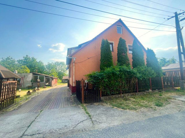 Eladó családi ház, Nyékládházán 39.9 M Ft, 4+1 szobás