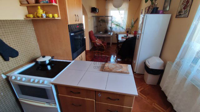 Eladó családi ház, Fóton 185 M Ft, 7 szobás