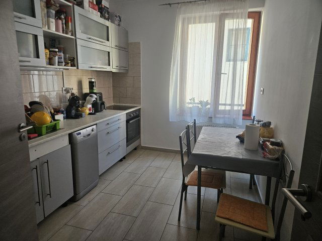 Eladó téglalakás, Győrött 78 M Ft, 3 szobás
