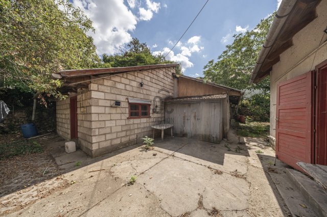 Eladó családi ház, Pátyon 57 M Ft, 4 szobás