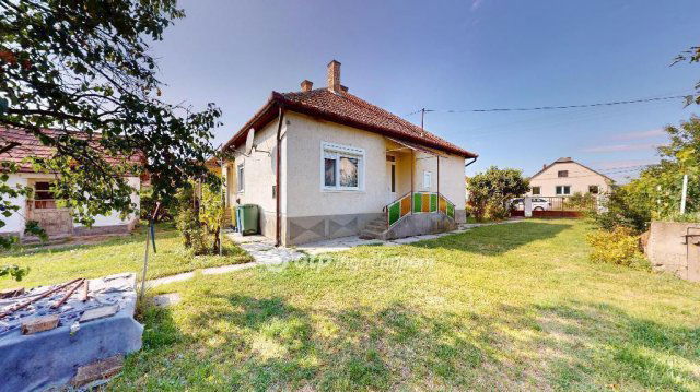 Eladó családi ház, Hejőbábán 20.5 M Ft, 3 szobás