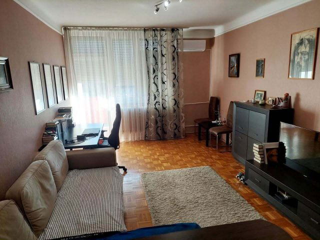 Eladó téglalakás, Nyíregyházán 33.5 M Ft, 1 szobás