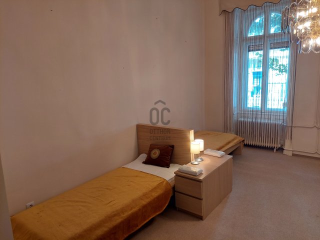 Eladó téglalakás, Budapesten, VII. kerületben, Damjanich utcában