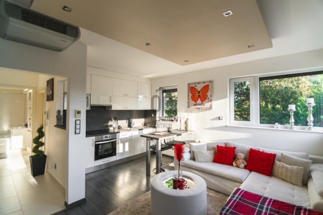 Eladó téglalakás, Budapesten, II. kerületben 113.9 M Ft