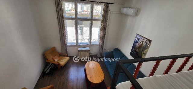 Eladó téglalakás, Budapesten, VI. kerületben 87 M Ft, 2+1 szobás