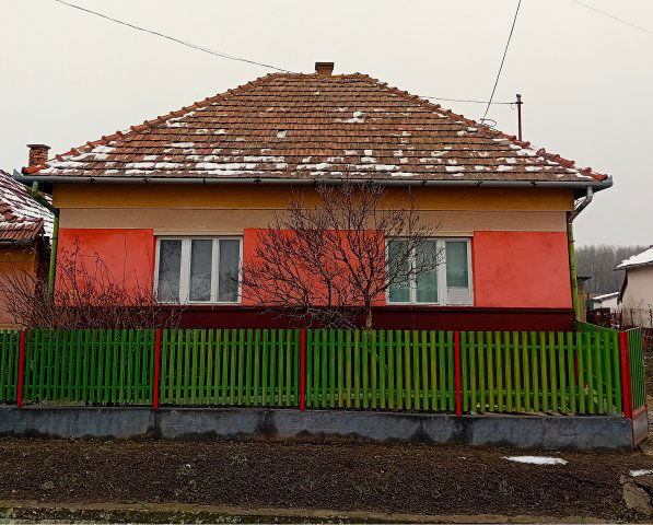 Eladó családi ház, Tiszanagyfalun 14 M Ft, 2 szobás