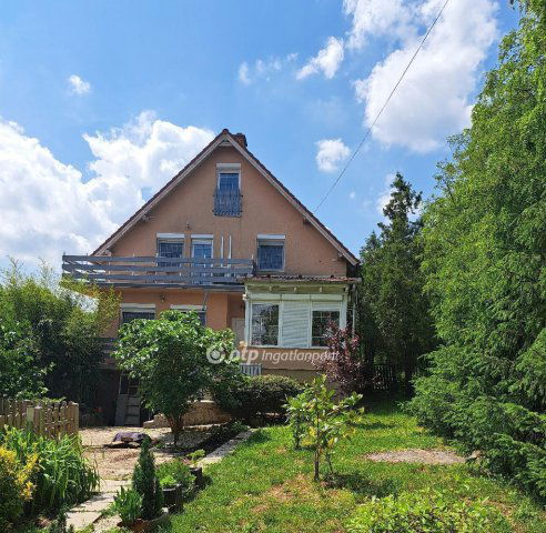 Eladó családi ház, Érden 140 M Ft, 5 szobás