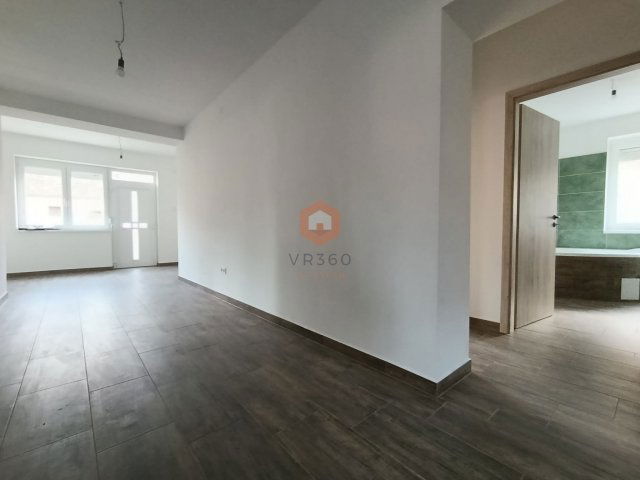 Eladó családi ház, Aranyosgadányban 98 M Ft, 7 szobás