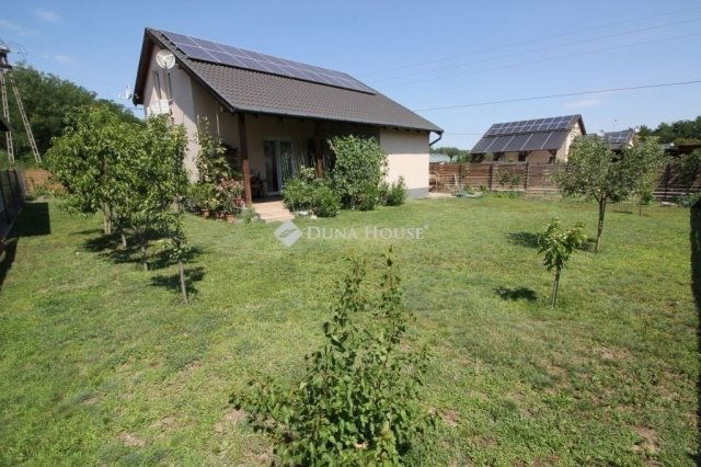 Eladó családi ház, Kecskeméten 86.9 M Ft, 4 szobás