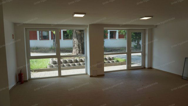 Eladó üzlethelyiség, Nyíregyházán 28.8 M Ft, 1 szobás