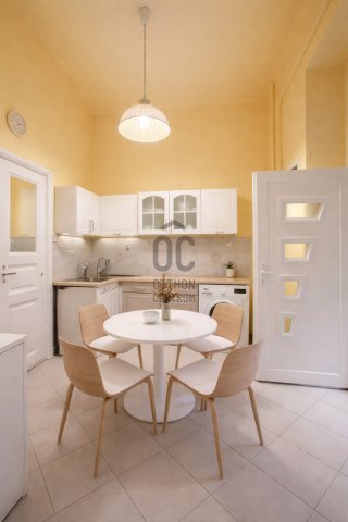 Eladó téglalakás, Budapesten, VII. kerületben 48.5 M Ft