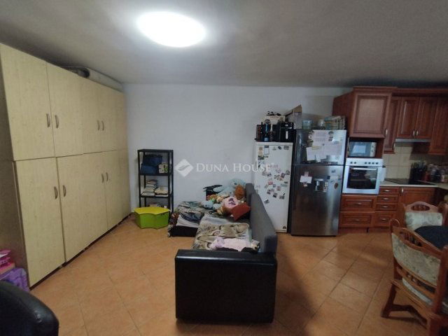 Eladó családi ház, Tatabányán, Templom utcában 57.99 M Ft